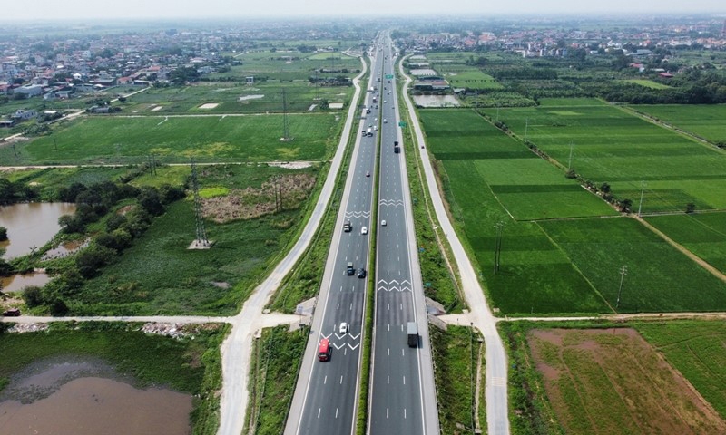Bộ Giao thông vận tải sẽ tập trung phát triển kết cấu hạ tầng giao thông vùng đồng bằng sông Hồng theo hướng hiện đại, đồng bộ.