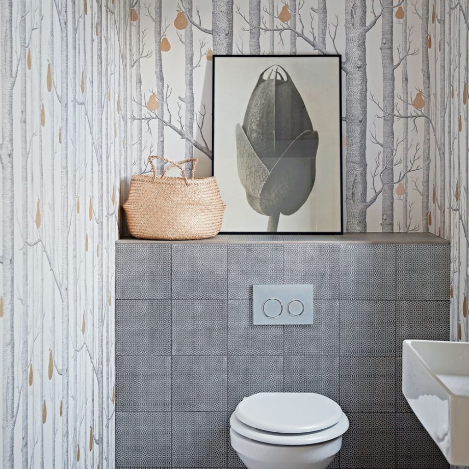 Phòng tắm thiết kế tối giản, phù hợp cho không gian nhỏ