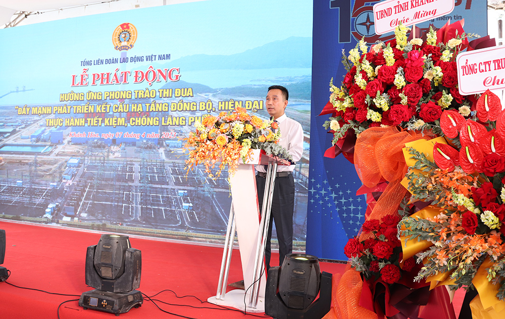 Ông Nguyễn Tuấn Tùng – Chủ tịch HĐTV EVNNPT phát biểu tại buổi lễ.