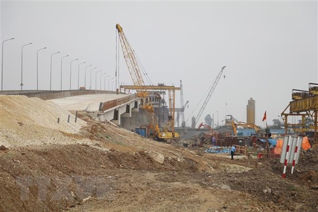 Nhà thầu xây lắp đẩy nhanh tiến độ thi công dự án đoạn Cao Bồ - Mai Sơn thuộc dự án đầu tư xây dựng cao tốc Bắc - Nam phía Đông.