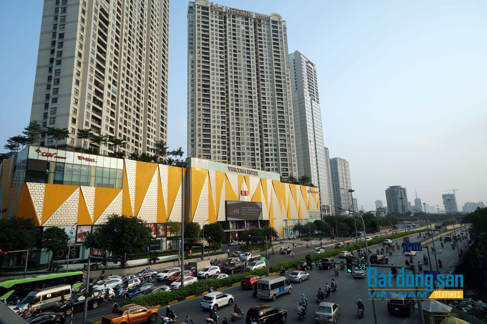 Chủ tịch VNREA chỉ ra thực trạng và xu hướng phát triển của thị trường bất động sản Việt Nam- Ảnh 5.