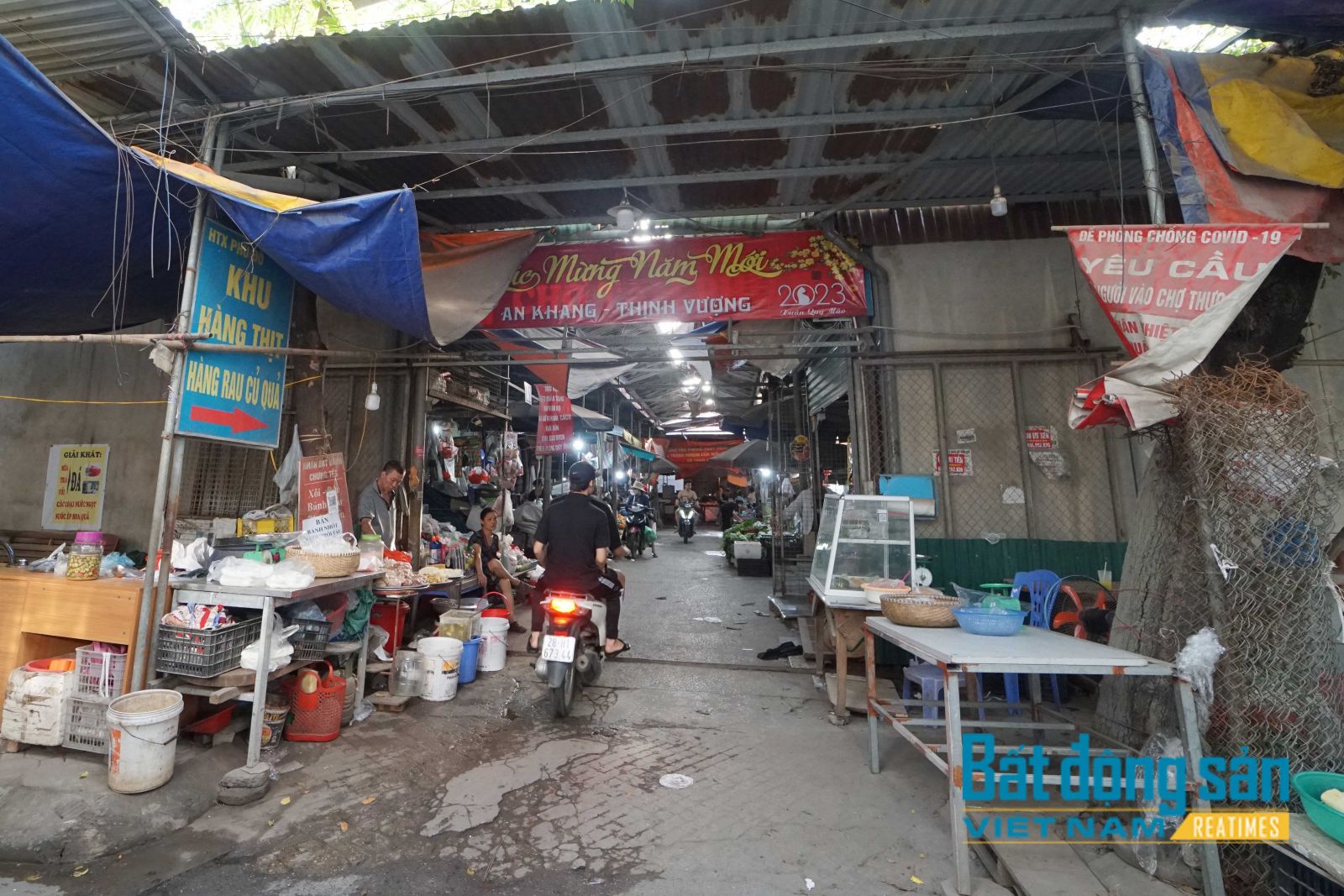 Chợ 18 tỷ đồng, chợ Phú Đô, chợ bỏ hoang, chợ dân sinh Phú Đô,