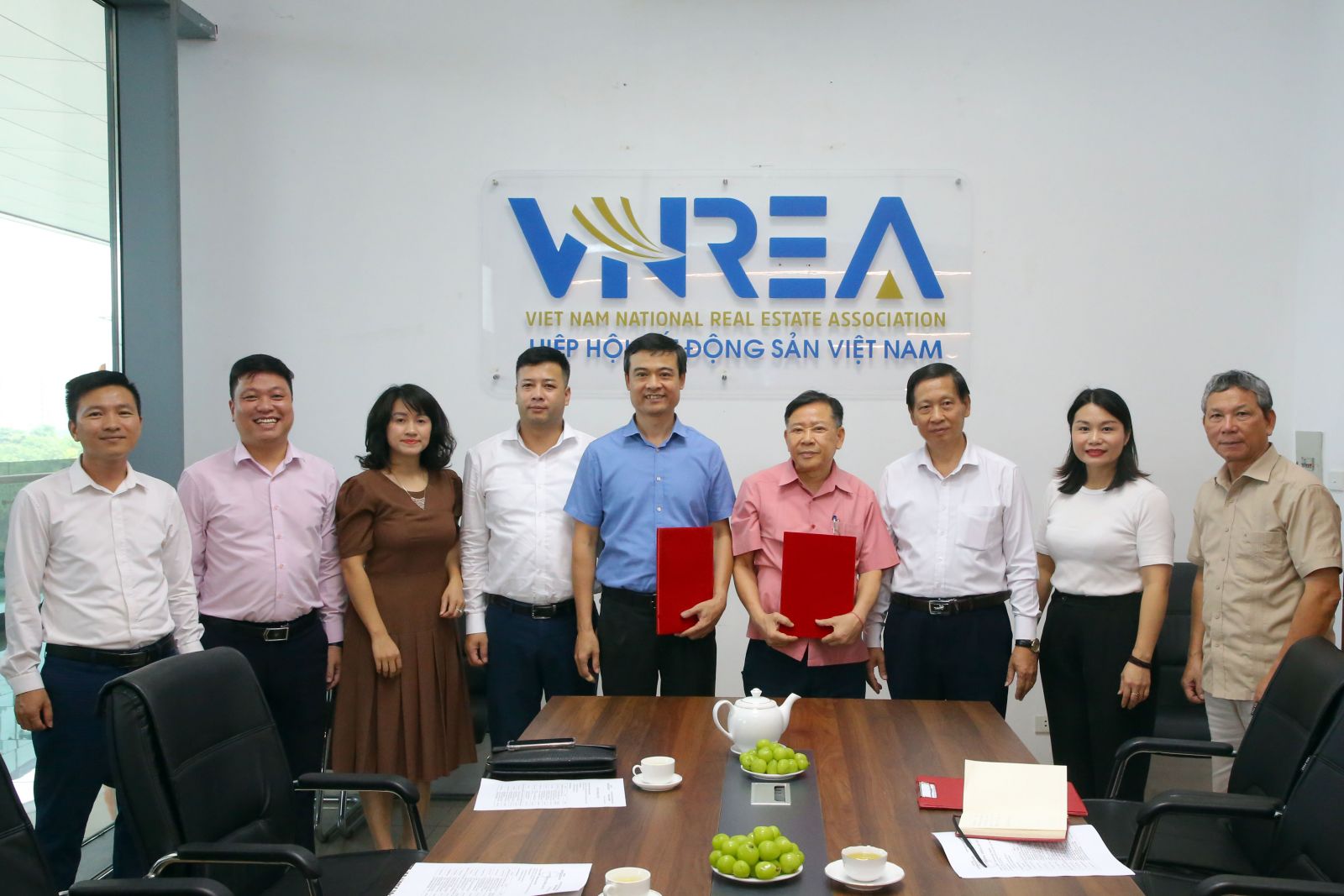 VNREA ký kết biên bản ghi nhớ hợp tác với Trường Đào tạo, bồi dưỡng cán bộ Tài nguyên và Môi trường- Ảnh 11.