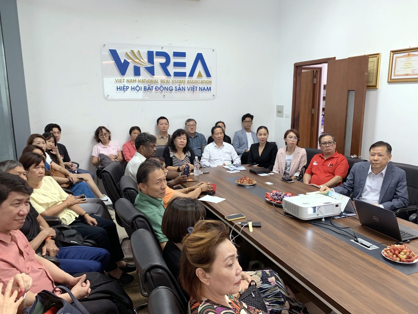 VNREA làm việc với Viện nghiên cứu Bất động sản Singapore- Ảnh 6.