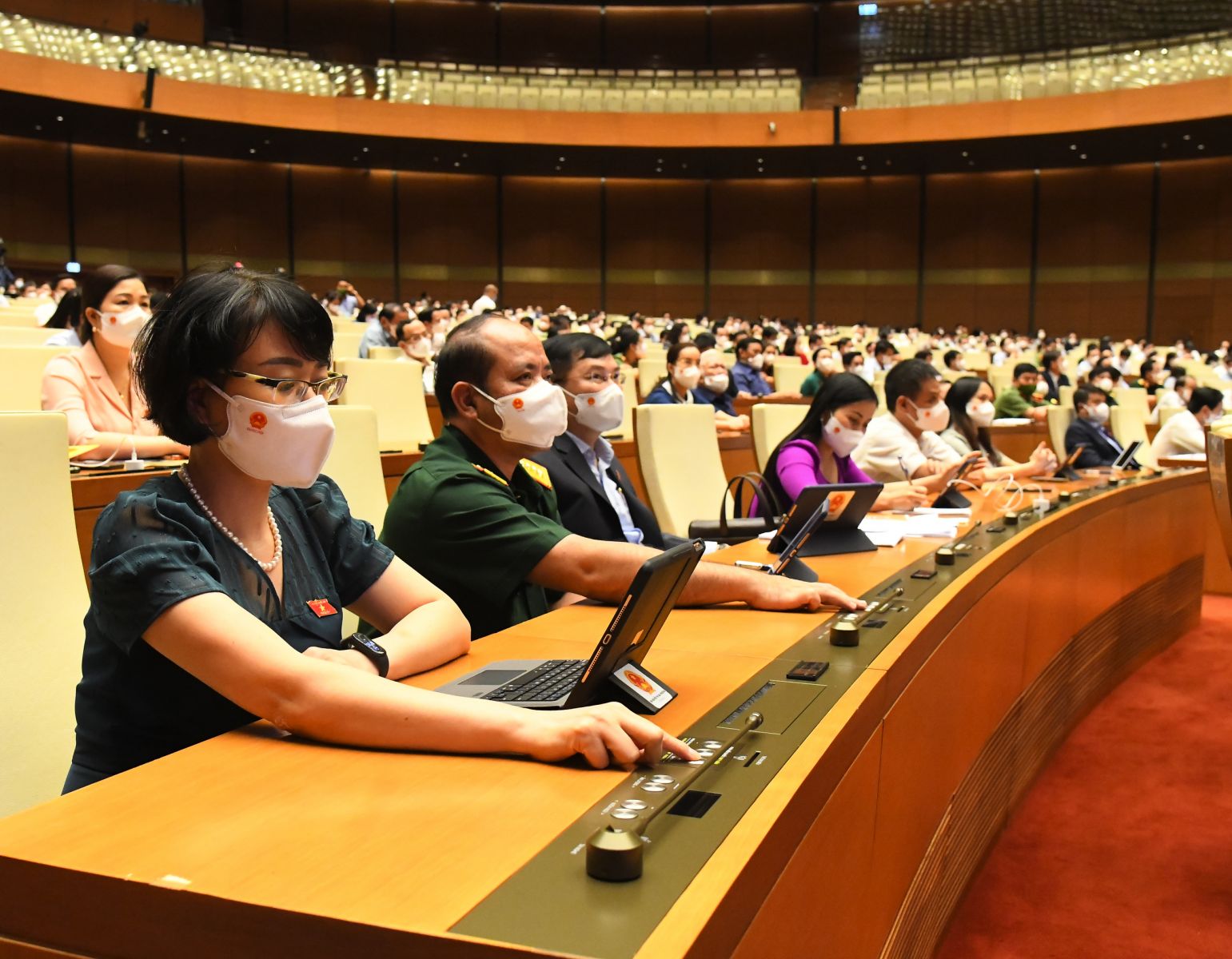 Quốc hội thông qua Nghị quyết về cơ cấu số lượng thành viên Chính phủ nhiệm kỳ 2021-2026. Ảnh: VGP/Nhật Bắc