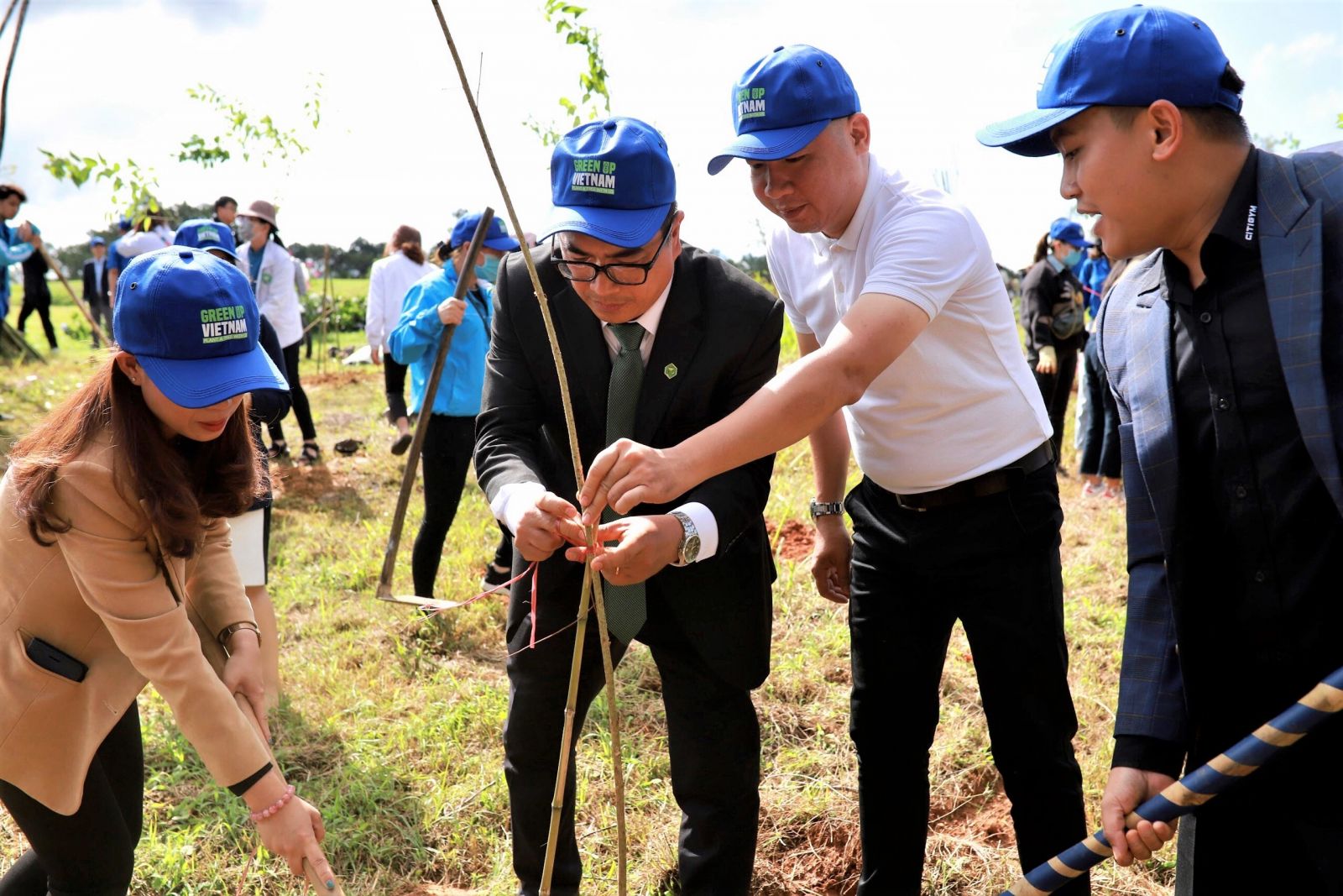 Novaland chung tay cùng Lâm Đồng thực hiện mục tiêu trồng 50 triệu cây xanh