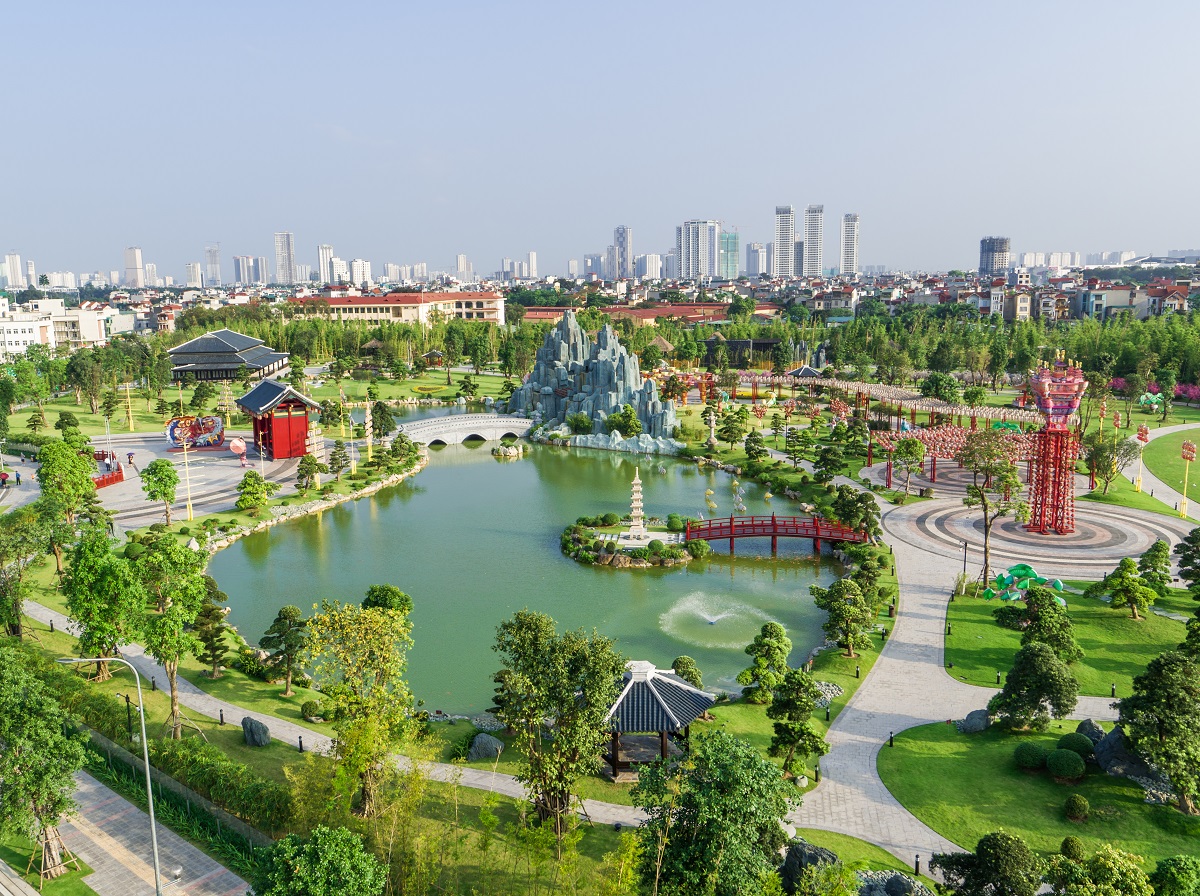 Công viên Zen Park quy mô 6,1 hecta mang lại cho cư dân một không gian thư thái, bình yên, mang đậm bản sắc văn hóa xứ Phù Tang