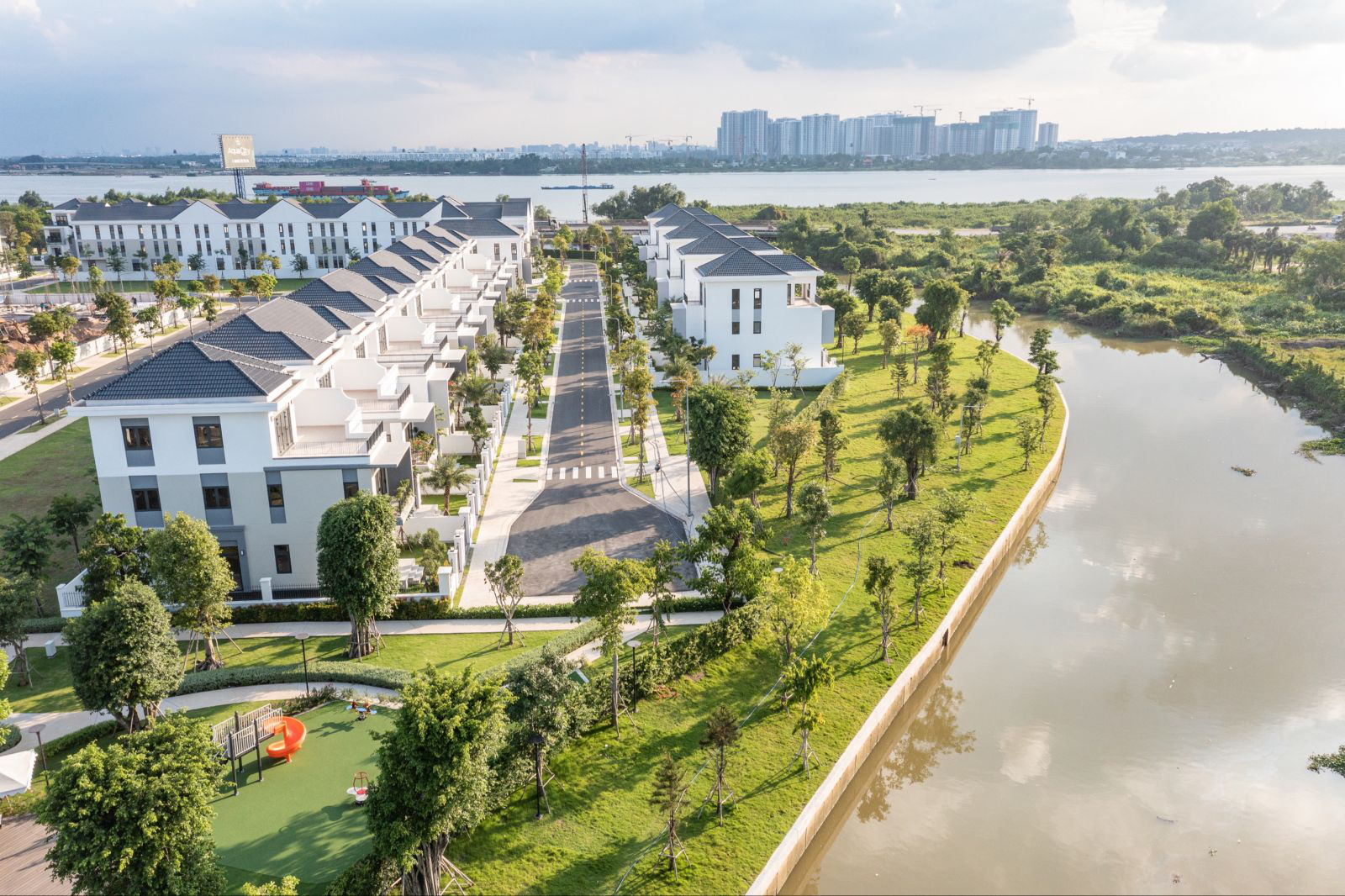 Aqua City - dự án đô thị sinh thái thông minh nổi bật ở phía Đông Sài Gòn. Ảnh: Novaland