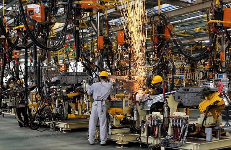 Sản xuất công nghiệp đã khởi sắc trở lại khi mức tăng chỉ số sản xuất tháng 10/2021 ước tăng 6,9% so với tháng 9. Ảnh minh họa