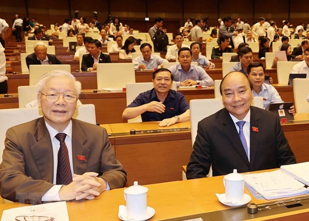 Tổng Bí thư, Chủ tịch nước Nguyễn Phú Trọng và Thủ tướng Nguyễn Xuân Phúc tại phiên họp chiều 1/4.