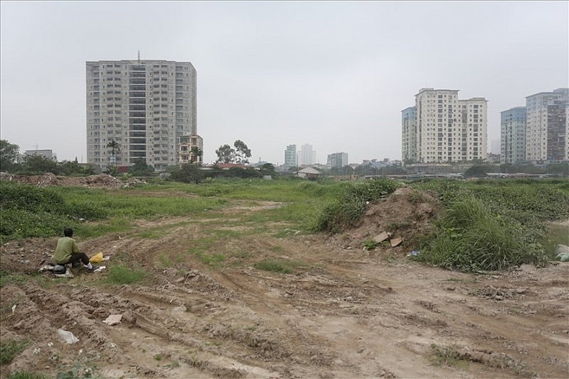 Dự án Khu đô thị mới Thịnh Liệt (Hà Nội) triển khai đã 15 năm, nhưng hiện chỉ là một bãi đất hoang