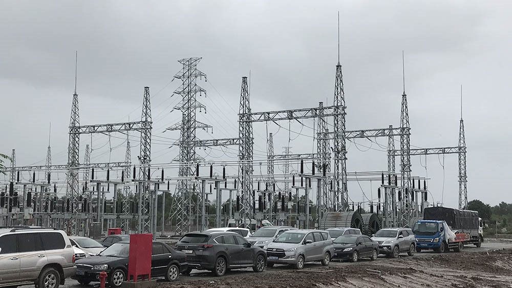 Trạm biến áp 110kV - một hạng mục của Nhà máy điện gió Đông Hải 1, hàng loạt công trình phục vụ công nghiệp điện khí và điện gió sẽ làm thay đổi hạ tầng công nghiệp của Đông Hải, Bạc Liêu.