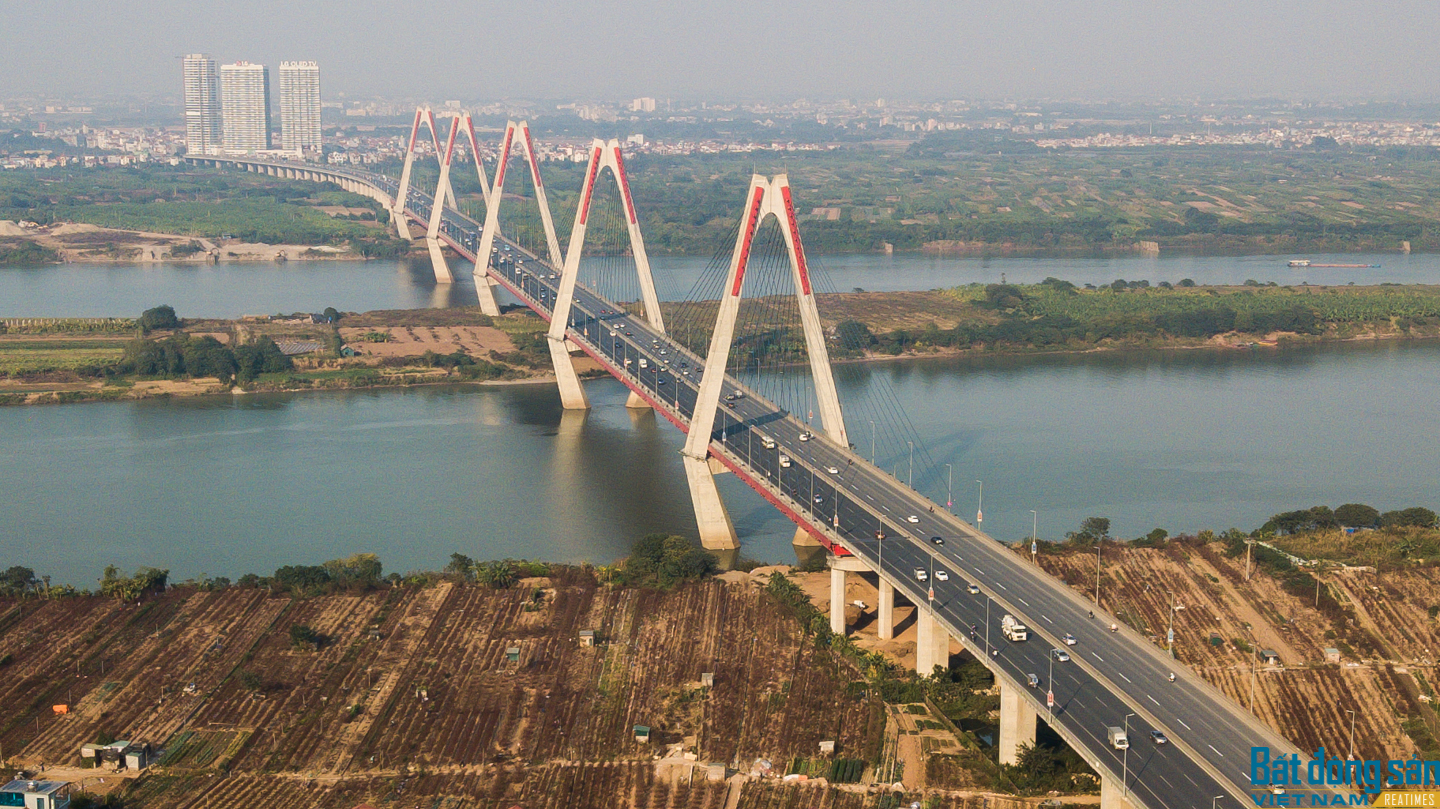Những cây cầu bắc qua sông tại Hà Nội