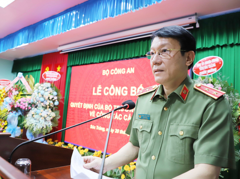 Thứ trưởng Lương Tam Quang 