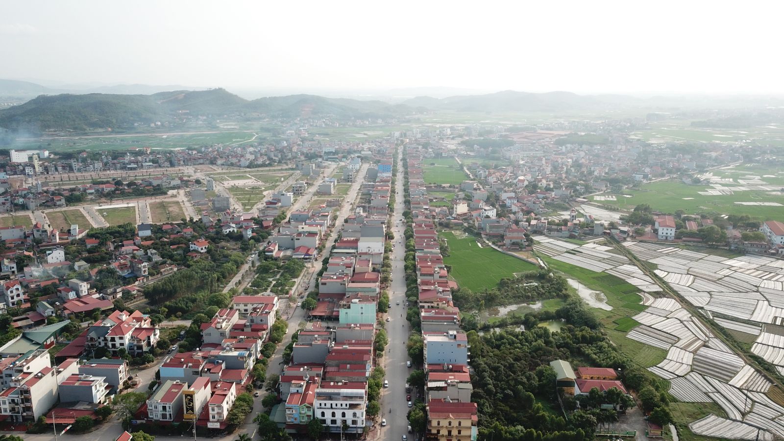 Huyện Lục Nam (Bắc Giang) đang trên đà quy hoạch phát triển kinh tế làm đòn bẩy phát triển bất động sản (Ảnh 