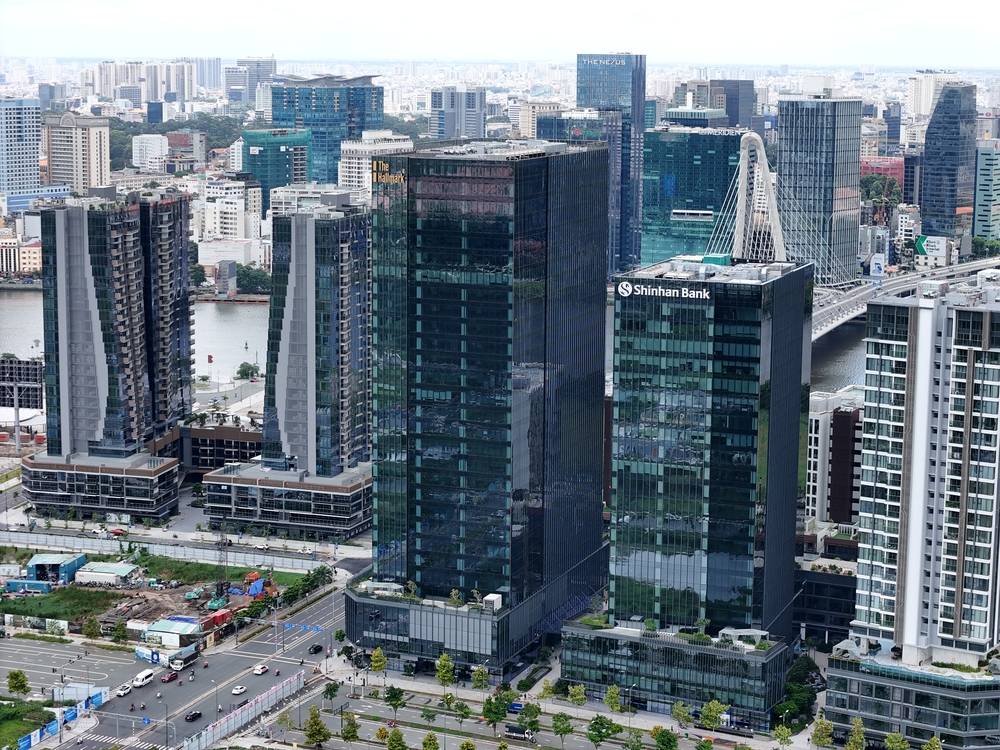 Cú hích từ hạ tầng và pháp lý đưa bất động sản TP.HCM vào chu kỳ tăng trưởng bền vững- Ảnh 1.