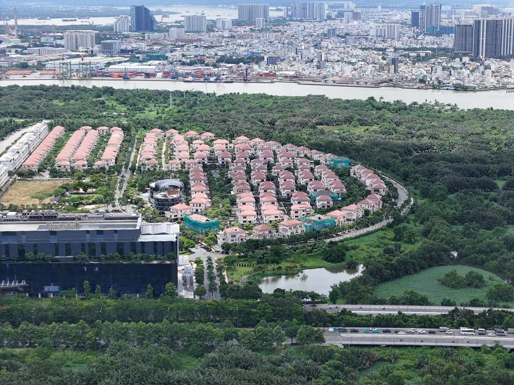 Thành phố Hồ Chí Minh và bài toán tăng trưởng hai con số: Động lực từ thể chế, hạ tầng và kinh tế số- Ảnh 11.