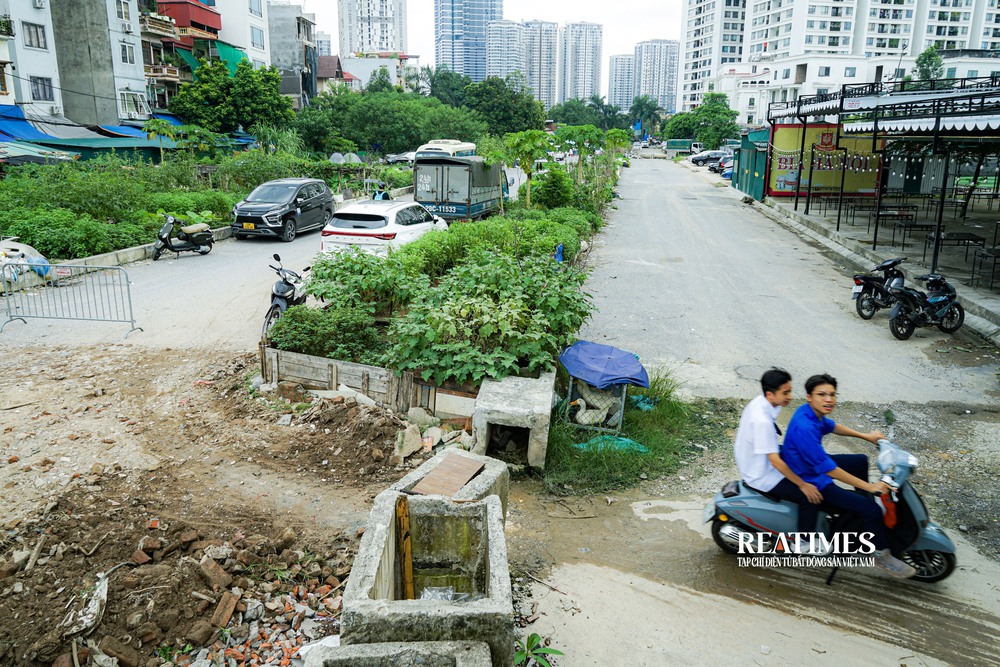 Hà Nội: Đoạn đường vành đai dài 600m sau 3 năm thi công vẫn chưa thành hình- Ảnh 11.