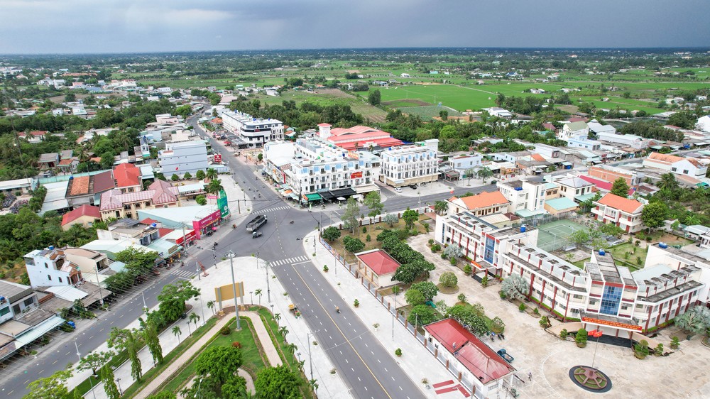 Công bố báo cáo: Phát triển đô thị và thị trường bất động sản tỉnh Long An giai đoạn 2021 – 2025, tầm nhìn đến năm 2030- Ảnh 5.