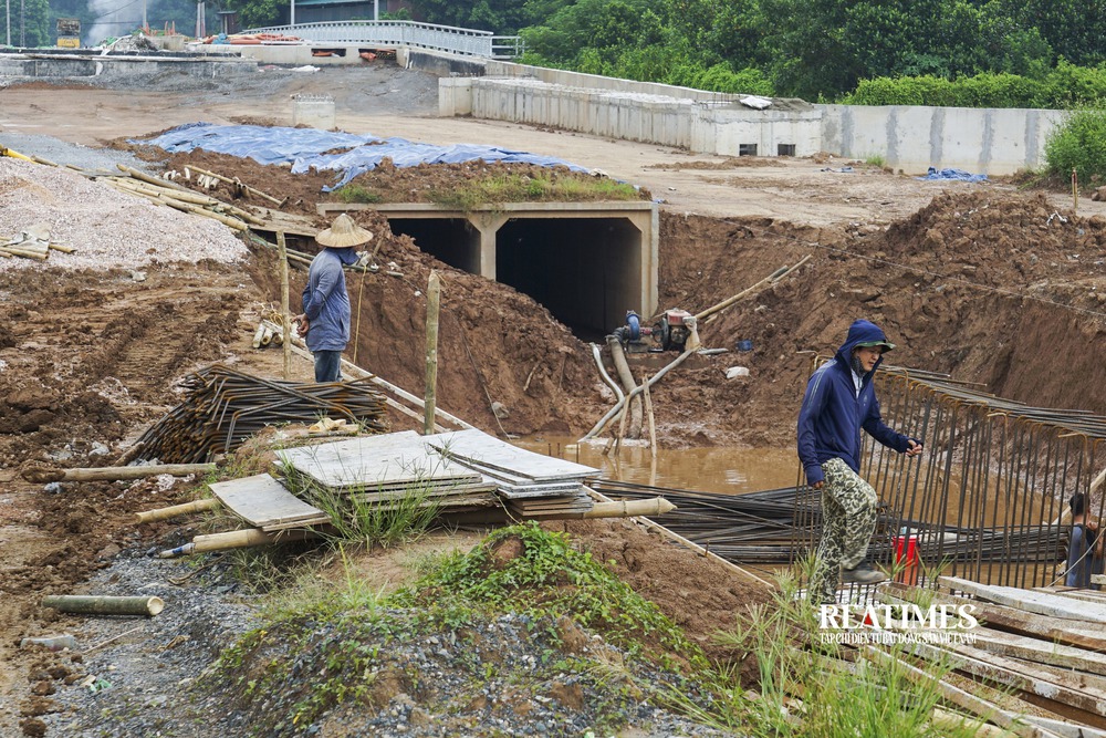 Hà Nội: Tuyến đường hơn 700 tỷ đồng dự kiến khánh thành dịp 70 năm Giải phóng Thủ đô- Ảnh 16.