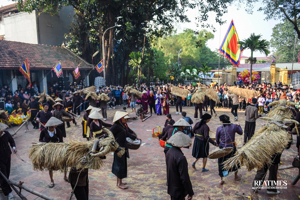 Trâu rơm, bò rạ - Lễ hội mùng 4 Tết của cư dân lúa nước- Ảnh 24.