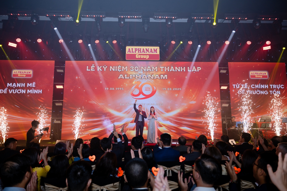 Alphanam: "Mũi thuyền xé sóng" chinh phục giấc mơ lớn- Ảnh 2. Alphanam: "Mũi thuyền xé sóng" chinh phục giấc mơ lớn- Ảnh 2.