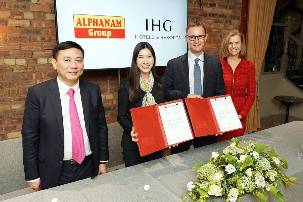 Alphanam: "Mũi thuyền xé sóng" chinh phục giấc mơ lớn- Ảnh 16. Alphanam: "Mũi thuyền xé sóng" chinh phục giấc mơ lớn- Ảnh 16.