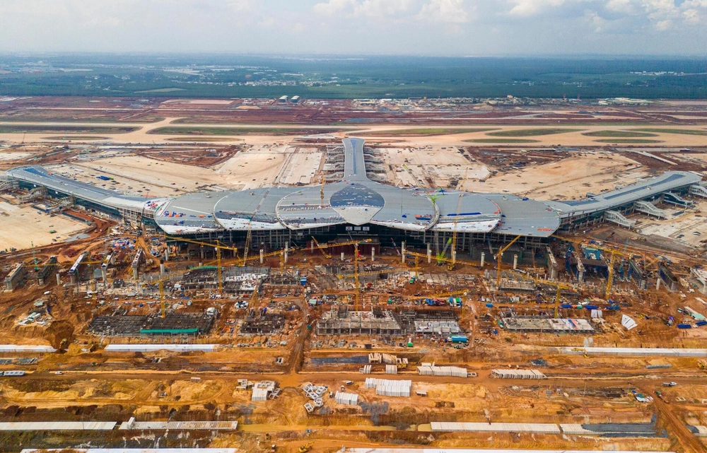 Bệ phóng hạ tầng 2025: Doanh nghiệp "vào đường băng", thị trường bất động sản "cất cánh"- Ảnh 7. Bệ phóng hạ tầng 2025: Doanh nghiệp "vào đường băng", thị trường bất động sản "cất cánh"- Ảnh 7.