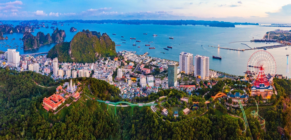 Công nghiệp văn hoá gắn với du lịch bền vững: "Đường băng" đưa Quảng Ninh thành điểm đến của toàn cầu- Ảnh 1.