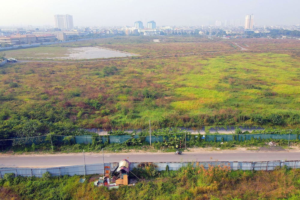Hà Nội: Cận cảnh dự án Làng Giáo dục quốc tế "bất động" sau gần 15 năm- Ảnh 2. Hà Nội: Cận cảnh dự án Làng Giáo dục quốc tế "bất động" sau gần 15 năm- Ảnh 2.