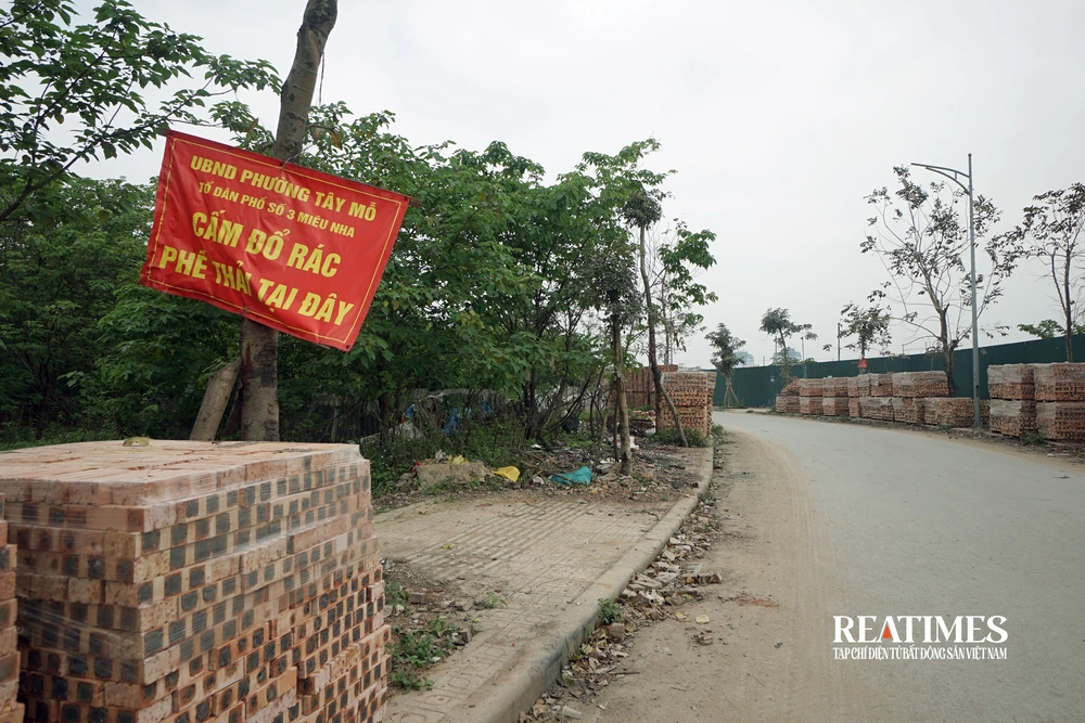 Hà Nội: Cận cảnh dự án Làng Giáo dục quốc tế "bất động" sau gần 15 năm- Ảnh 16. Hà Nội: Cận cảnh dự án Làng Giáo dục quốc tế "bất động" sau gần 15 năm- Ảnh 16.
