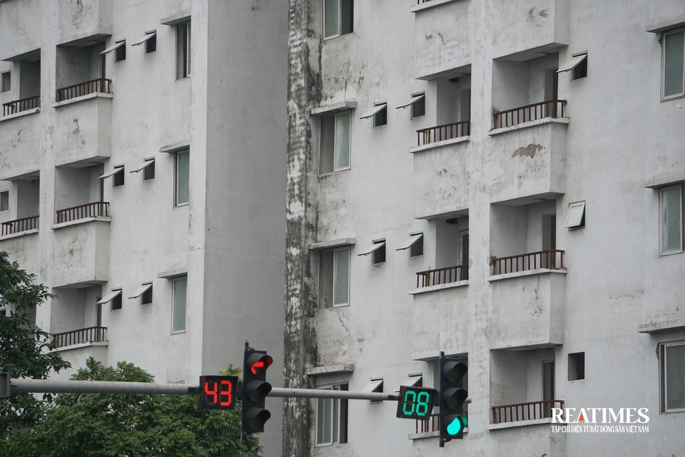 Bỏ hoang, lãng phí... tại một số khu nhà tái định cư ở Hà Nội- Ảnh 3. Bỏ hoang, lãng phí... tại một số khu nhà tái định cư ở Hà Nội- Ảnh 3.