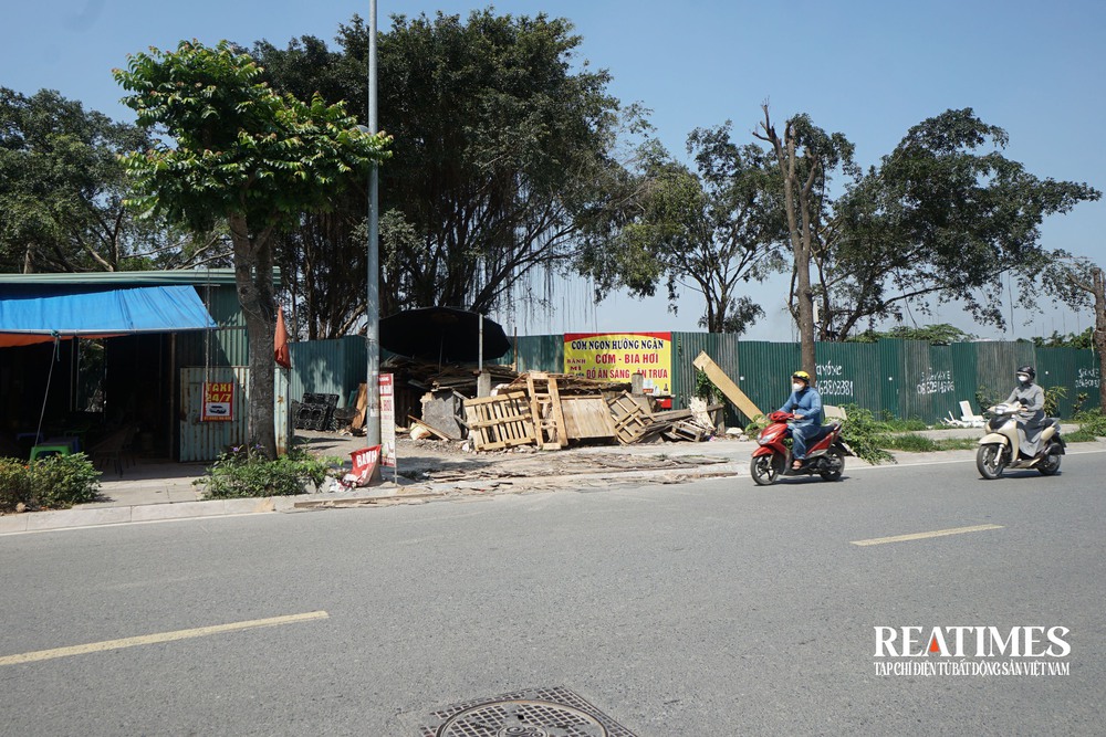 Hà Nội: Công viên Chu Văn An vẫn là nơi xả rác, trồng rau sau gần một thập kỷ- Ảnh 25. Hà Nội: Công viên Chu Văn An vẫn là nơi xả rác, trồng rau sau gần một thập kỷ- Ảnh 25.