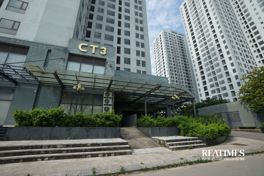 Cận cảnh khu nhà ở thương mại phục vụ tái định cư đang bỏ hoang hơn 700 căn hộ- Ảnh 9. Cận cảnh khu nhà ở thương mại phục vụ tái định cư đang bỏ hoang hơn 700 căn hộ- Ảnh 9.