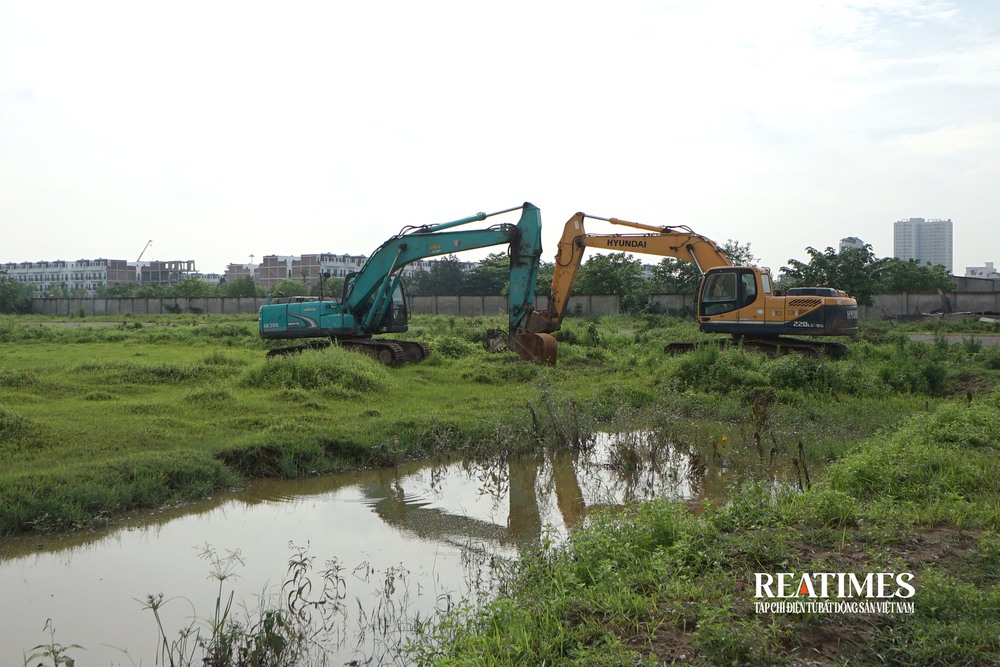 Hà Nội: Hiện trạng dự án Cảng cạn ICD Mỹ Đình sau nhiều năm vẫn để đất hoang cỏ mọc- Ảnh 9. Hà Nội: Hiện trạng dự án Cảng cạn ICD Mỹ Đình sau nhiều năm vẫn để đất hoang cỏ mọc- Ảnh 9.