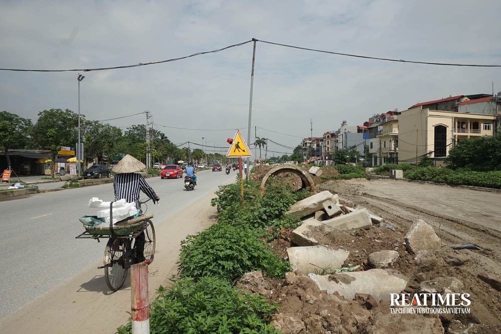 Hà Nội: Chậm tiến độ 4 năm, trục đại lộ Tây Thăng Long 10 làn xe sẽ thông xe vào tháng 10/2025- Ảnh 16. Hà Nội: Chậm tiến độ 4 năm, trục đại lộ Tây Thăng Long 10 làn xe sẽ thông xe vào tháng 10/2025- Ảnh 16.