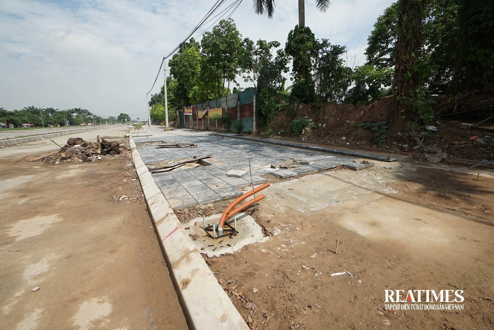 Hà Nội: Chậm tiến độ 4 năm, trục đại lộ Tây Thăng Long 10 làn xe sẽ thông xe vào tháng 10/2025- Ảnh 18. Hà Nội: Chậm tiến độ 4 năm, trục đại lộ Tây Thăng Long 10 làn xe sẽ thông xe vào tháng 10/2025- Ảnh 18.