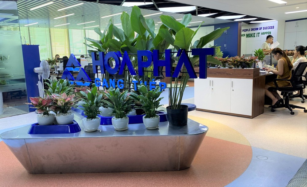 Hoà Phát: Từ bản lĩnh của doanh nghiệp tư nhân đến khát vọng Việt Nam tự chủ - tự lực - tự cường- Ảnh 9. Hoà Phát: Từ bản lĩnh của doanh nghiệp tư nhân đến khát vọng Việt Nam tự chủ - tự lực - tự cường- Ảnh 9.