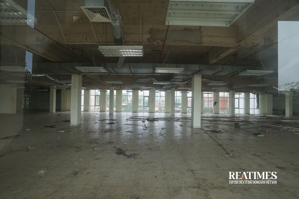 Hà Nội: Khu tái định cư Xuân La bỏ hoang nhiều năm được rao bán 60 triệu đồng/m2- Ảnh 15. Hà Nội: Khu tái định cư Xuân La bỏ hoang nhiều năm được rao bán 60 triệu đồng/m2- Ảnh 15.