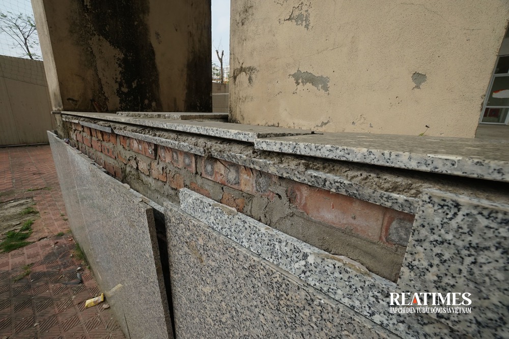 Hà Nội: Khu tái định cư Xuân La bỏ hoang nhiều năm được rao bán 60 triệu đồng/m2- Ảnh 3. Hà Nội: Khu tái định cư Xuân La bỏ hoang nhiều năm được rao bán 60 triệu đồng/m2- Ảnh 3.