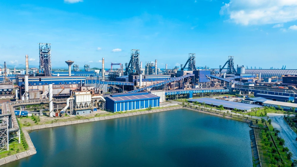 Hoà Phát: Từ bản lĩnh của doanh nghiệp tư nhân đến khát vọng Việt Nam tự chủ - tự lực - tự cường- Ảnh 10. Hoà Phát: Từ bản lĩnh của doanh nghiệp tư nhân đến khát vọng Việt Nam tự chủ - tự lực - tự cường- Ảnh 10.