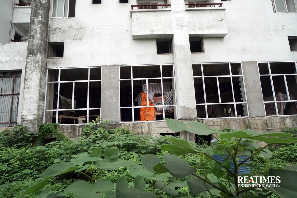 Sau 10 năm bỏ hoang, nhà tái định cư N01 - khu đô thị Cầu Giấy sẽ đưa vào sử dụng trong đầu năm 2026- Ảnh 16. Sau 10 năm bỏ hoang, nhà tái định cư N01 - khu đô thị Cầu Giấy sẽ đưa vào sử dụng trong đầu năm 2026- Ảnh 16.