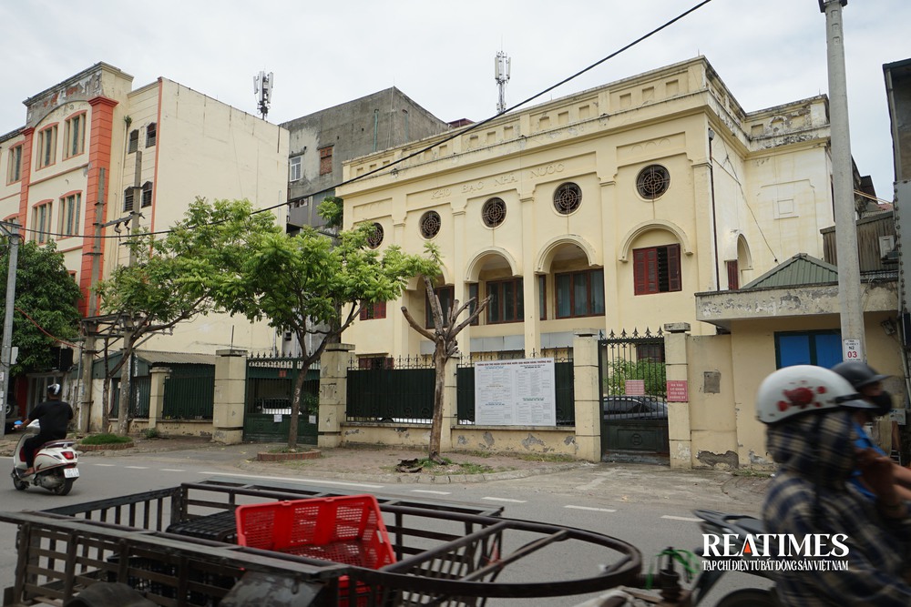 Hà Nội: Tuyến phố dài gần 1km có 5 trụ sở công bỏ hoang lãng phí- Ảnh 20. Hà Nội: Tuyến phố dài gần 1km có 5 trụ sở công bỏ hoang lãng phí- Ảnh 20.