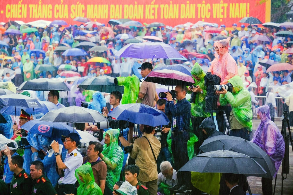 Báo chí cách mạng Việt Nam: Ngọn cờ tư tưởng, động lực to lớn góp phần đưa đất nước vững bước vào kỷ nguyên mới- Ảnh 4. Báo chí cách mạng Việt Nam: Ngọn cờ tư tưởng, động lực to lớn góp phần đưa đất nước vững bước vào kỷ nguyên mới- Ảnh 4.