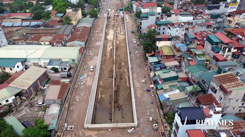 Hà Nội: Hầm chui Kim Đồng - Giải Phóng dần lộ diện, dự kiến về đích đầu năm 2026- Ảnh 10. Hà Nội: Hầm chui Kim Đồng - Giải Phóng dần lộ diện, dự kiến về đích đầu năm 2026- Ảnh 10.
