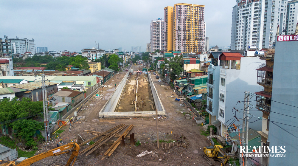 Hà Nội: Hầm chui Kim Đồng - Giải Phóng dần lộ diện, dự kiến về đích đầu năm 2026- Ảnh 12. Hà Nội: Hầm chui Kim Đồng - Giải Phóng dần lộ diện, dự kiến về đích đầu năm 2026- Ảnh 12.