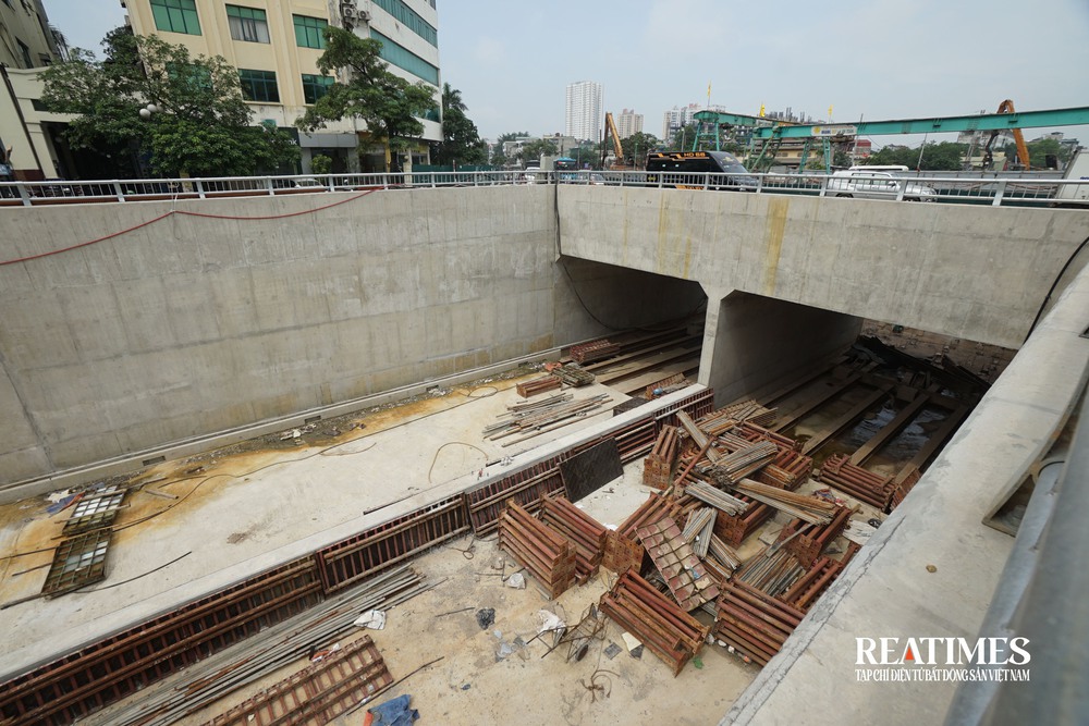 Hà Nội: Hầm chui Kim Đồng - Giải Phóng dần lộ diện, dự kiến về đích đầu năm 2026- Ảnh 16. Hà Nội: Hầm chui Kim Đồng - Giải Phóng dần lộ diện, dự kiến về đích đầu năm 2026- Ảnh 16.