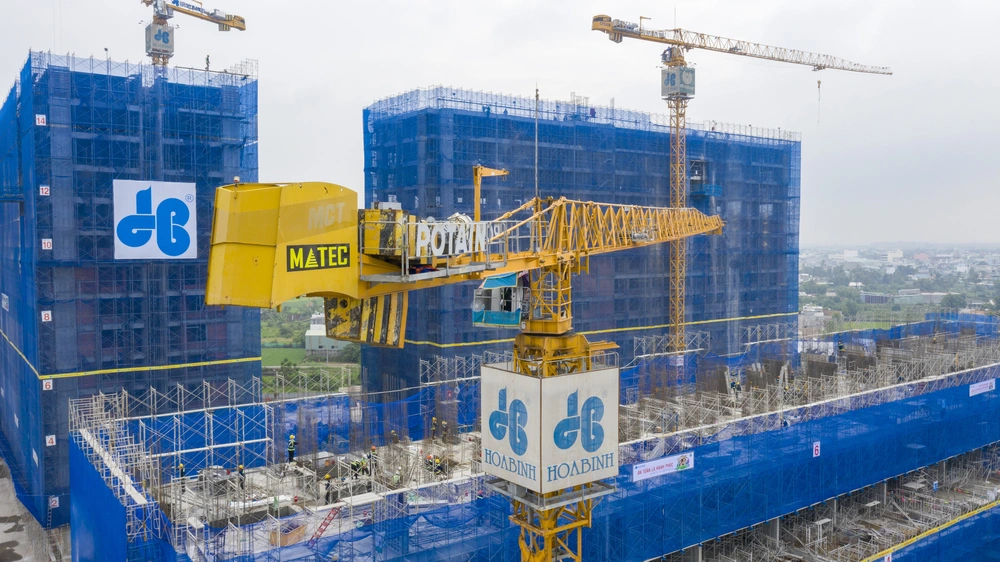 Tập đoàn Xây dựng Hòa Bình và những dấu ấn trên hành trình "vượt khó, vươn khơi"- Ảnh 4. Tập đoàn Xây dựng Hòa Bình và những dấu ấn trên hành trình "vượt khó, vươn khơi"- Ảnh 4.