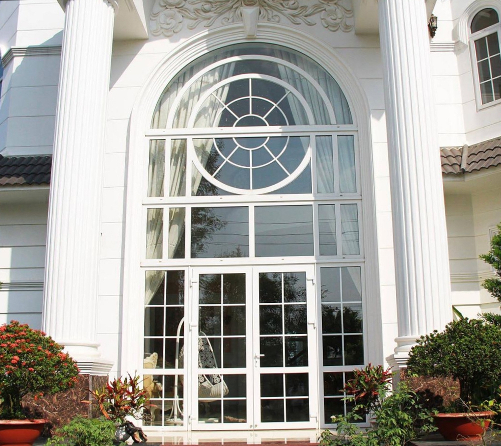 Eurowindow Holding: Từ "cuộc cách mạng" ngành cửa đến khát vọng của doanh nghiệp đa ngành tầm cỡ quốc tế- Ảnh 4. Eurowindow Holding: Từ "cuộc cách mạng" ngành cửa đến khát vọng của doanh nghiệp đa ngành tầm cỡ quốc tế- Ảnh 4.