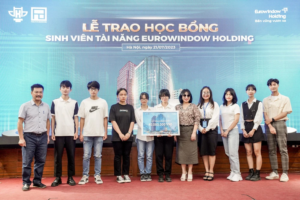 Eurowindow Holding: Từ "cuộc cách mạng" ngành cửa đến khát vọng của doanh nghiệp đa ngành tầm cỡ quốc tế- Ảnh 23. Eurowindow Holding: Từ "cuộc cách mạng" ngành cửa đến khát vọng của doanh nghiệp đa ngành tầm cỡ quốc tế- Ảnh 23.